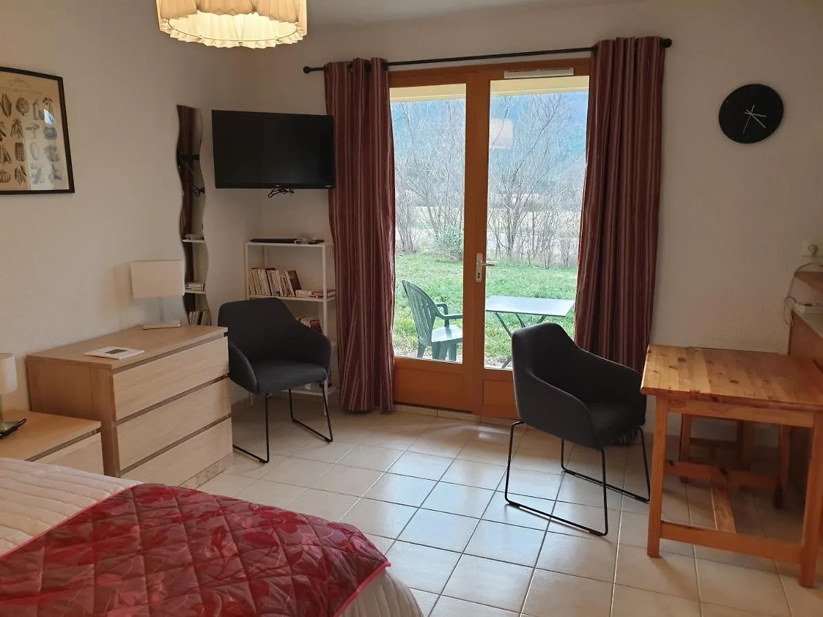 Апартаменты Studio Montbrun Les Bains